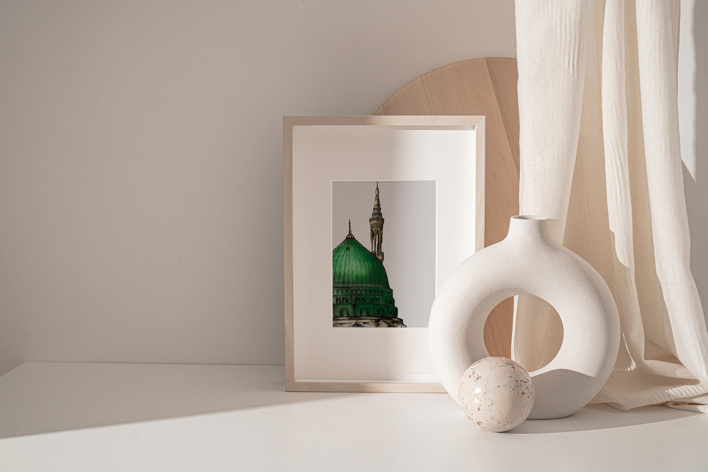 Al-Masjid An Nabawi in Close-up